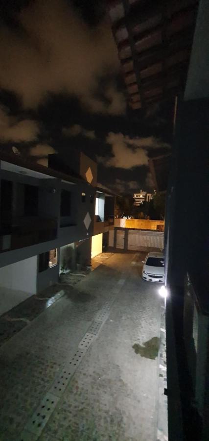 Pousada Casa Da Vovo - Sua Casa Pertinho Da Praia อารากาจู ภายนอก รูปภาพ